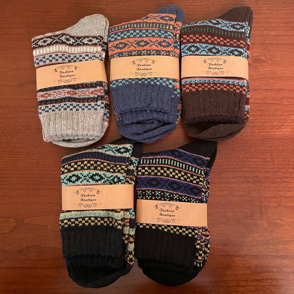 5 Pairs NWT Women’s Patterned Socks